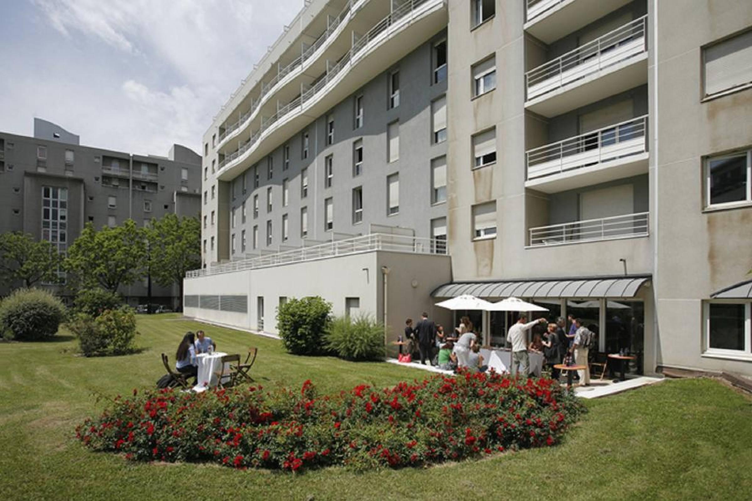 Sejours & Affaires Grenoble Marie Curie Aparthotel Buitenkant foto